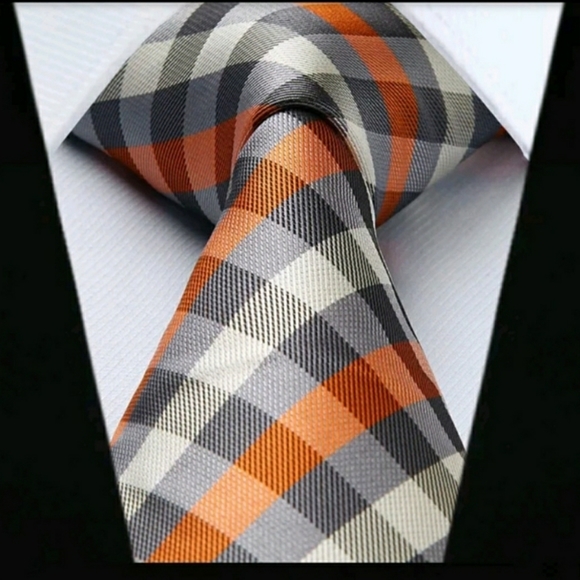 SILVER ARGYLE ANGLE TIE&SQUARE SETZ - Picture 3 of 6